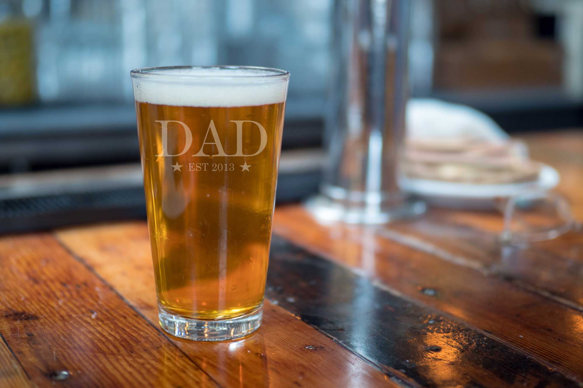 Personalised DAD Est Father's Day Pint Glass