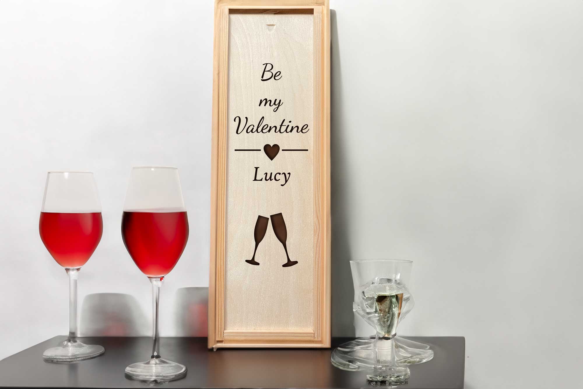 Personalised Valentine's wine box