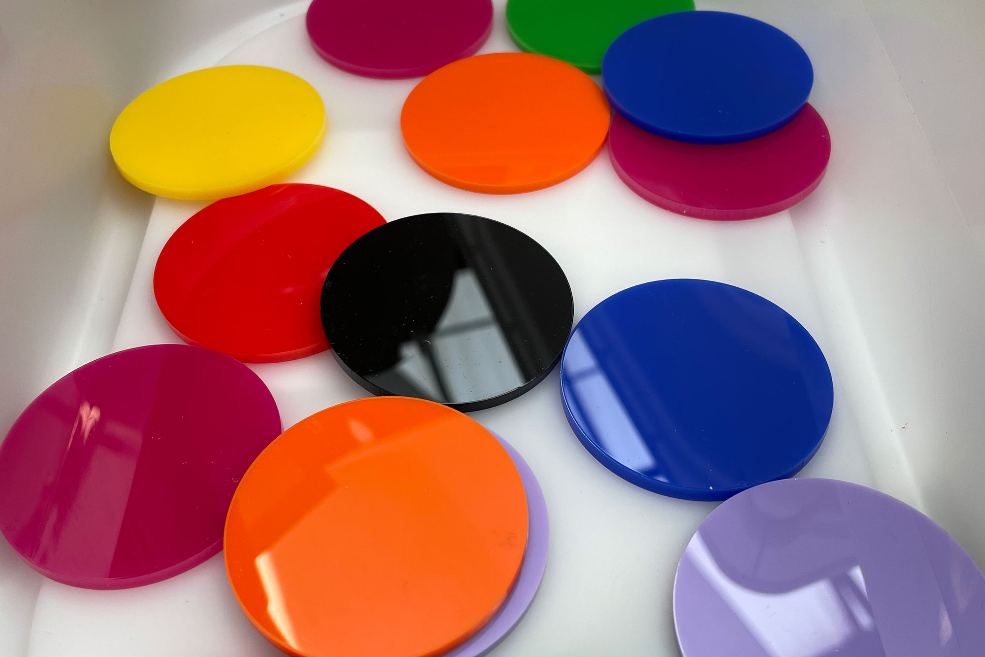 Flisat colour insert discs